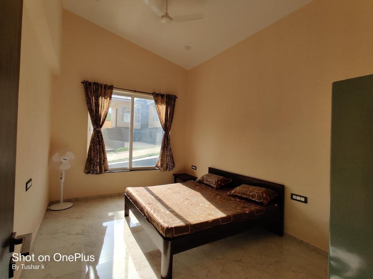 Royal Meadows Igatpuri 2Bhk Poolside Villa Exterior photo